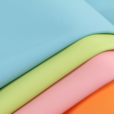 เนื้อหนังซิลิโคนอ่อน โซลเวนต์ฟรี ทนต่อรอยขีดข่วนหนังตามต้องการ