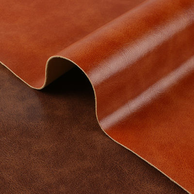 น้ํามันวาคซ์ PU ผ้าหนังสําหรับกระเป๋าถือ