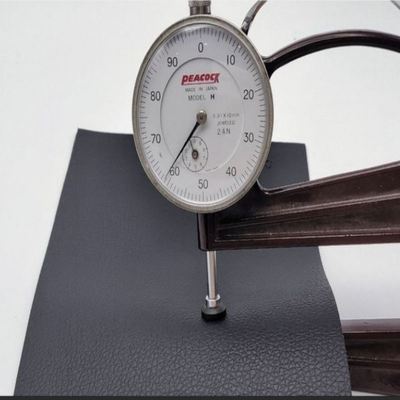 หนัง PVC หนา 0.6 มม. สำหรับหุ้มเบาะรถยนต์ กันน้ำ ทนต่อการขัดถู