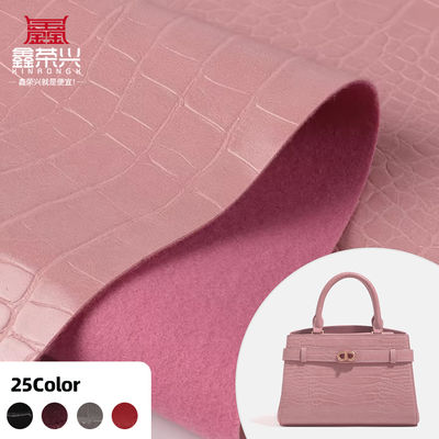 เนื้อหนัง PVC เนื้อหนังปลอมที่มีรูปแบบสัตว์ ความกว้าง 137 ซม.