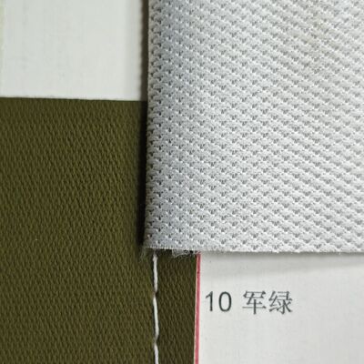 0.7 มม เนื้อผ้า เนื้อหนังสังเคราะห์ PVC ผงหนังสําหรับกระเป๋า เฟอร์นิเจอร์ อินเทอร์เนอร์รถยนต์ ความกว้าง 1.6m